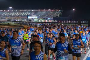 BIB: 96101, 70198, 10443
                            <button type="button" onclick="openModal(23100157)" class="btn btn-primary btn-sm float-right btn-popup" data-toggle="modal" data-target=".modal-high-quality">
                        <i class="fas fa-shopping-cart"></i> Add to Cart
                    </button>
                                            <button type="button" onclick="isThisMe(23100157, true)" class="btn btn-success btn-sm float-right btn-popup btn-isme hidden" data-toggle="tooltip" data-placement="bottom" title="นี่คือรูปของคุณใช่ไหม คลิกที่นี่เพื่อเอาเข้าอัลบั้ม">
                        <i class="fas fa-plus"></i> Add to album
                    </button>
                    <button type="button" onclick="isThisMe(23100157, false)" class="btn btn-warning btn-sm float-right btn-popup btn-isnotme hidden">
                        <i class="fas fa-ban"></i> Remove from album
                    </button>